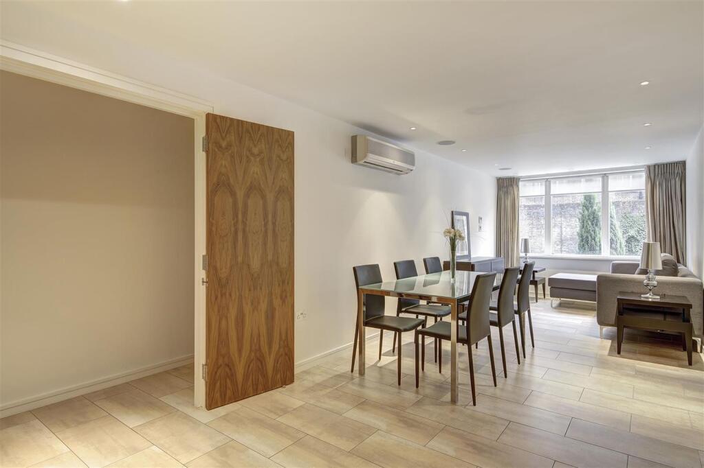 2 bed 1st Floor Flat for rent in London. From Plaza Estates