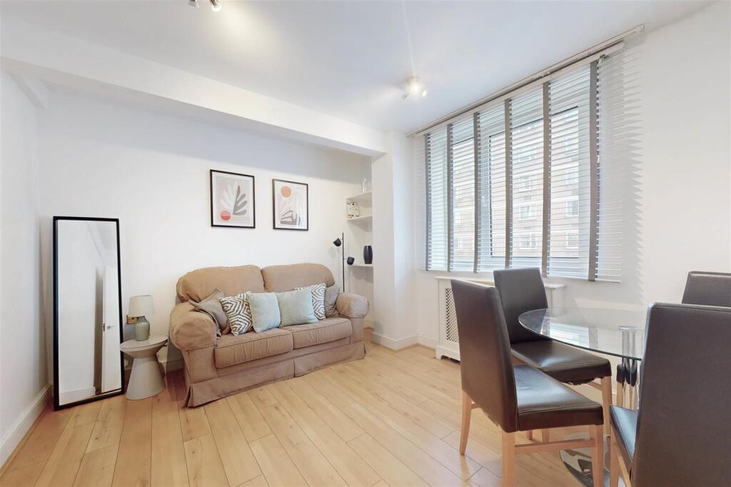 1 bed 1st Floor Flat for rent in London. From Plaza Estates