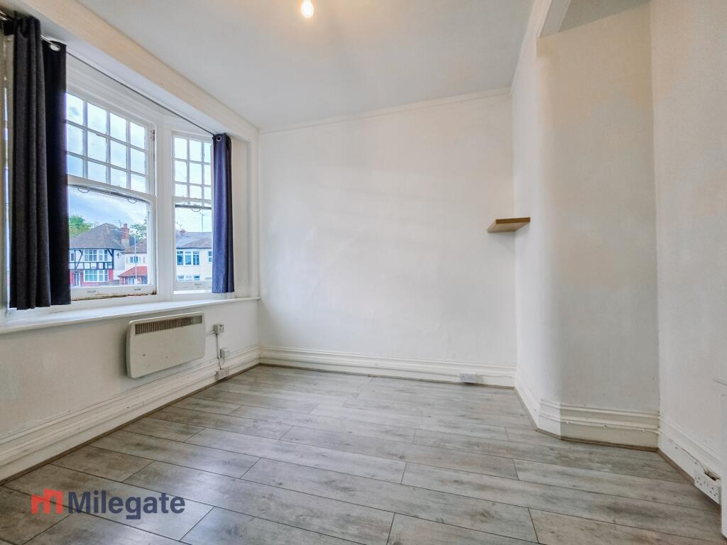 0 bed Studio for rent in Southend-on-Sea. From Pointview Estates