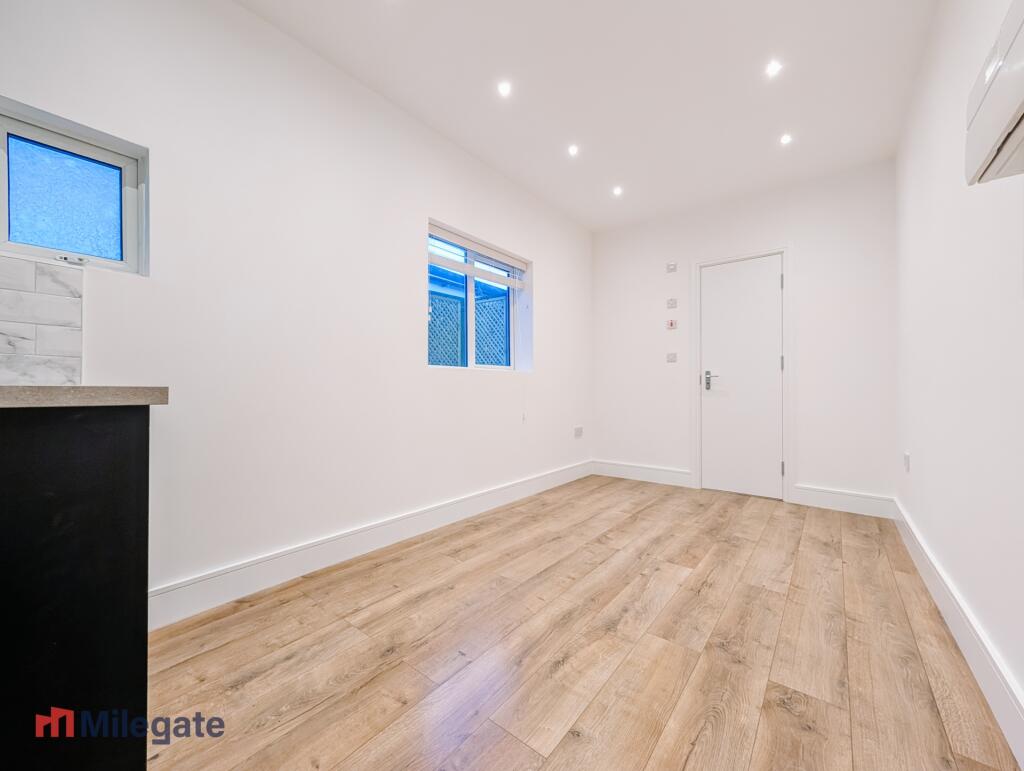 0 bed Studio for rent in Hadleigh. From Pointview Estates