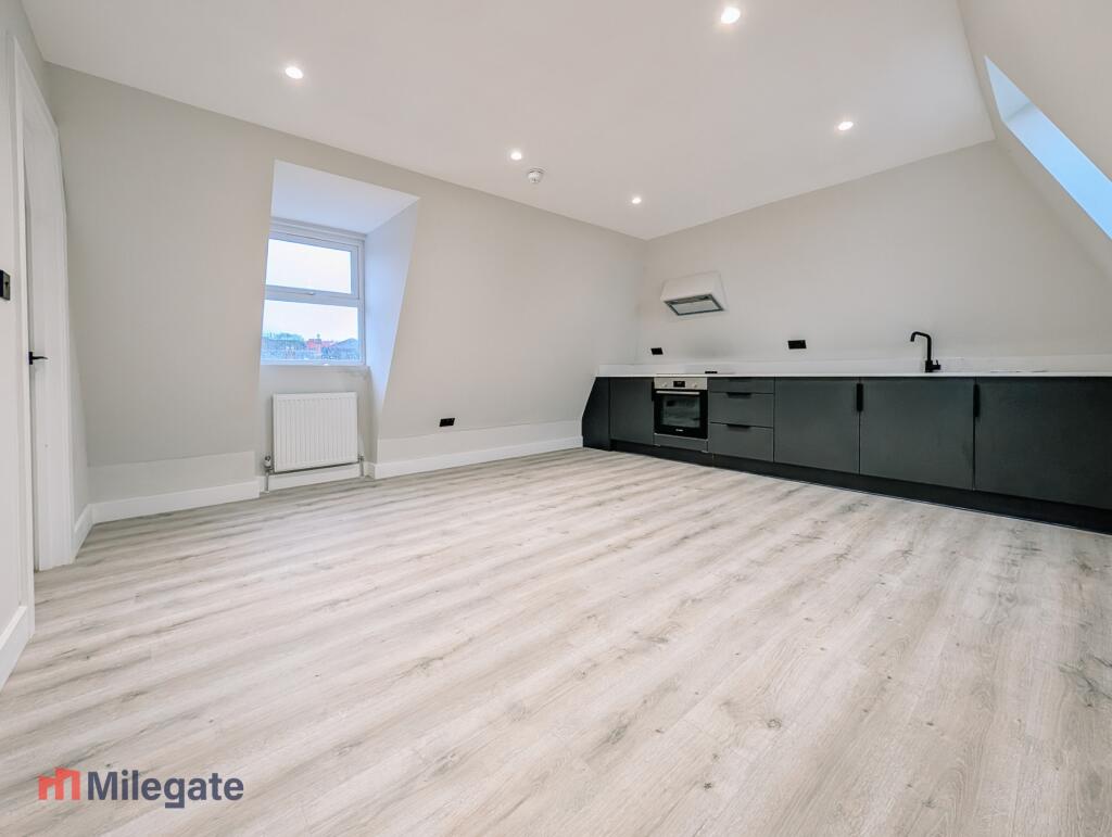 3 bed 1st Floor Flat for rent in Sevenoaks. From Pointview Estates 3 bed 1st Floor Flat for rent in Sevenoaks. From Pointview Estates