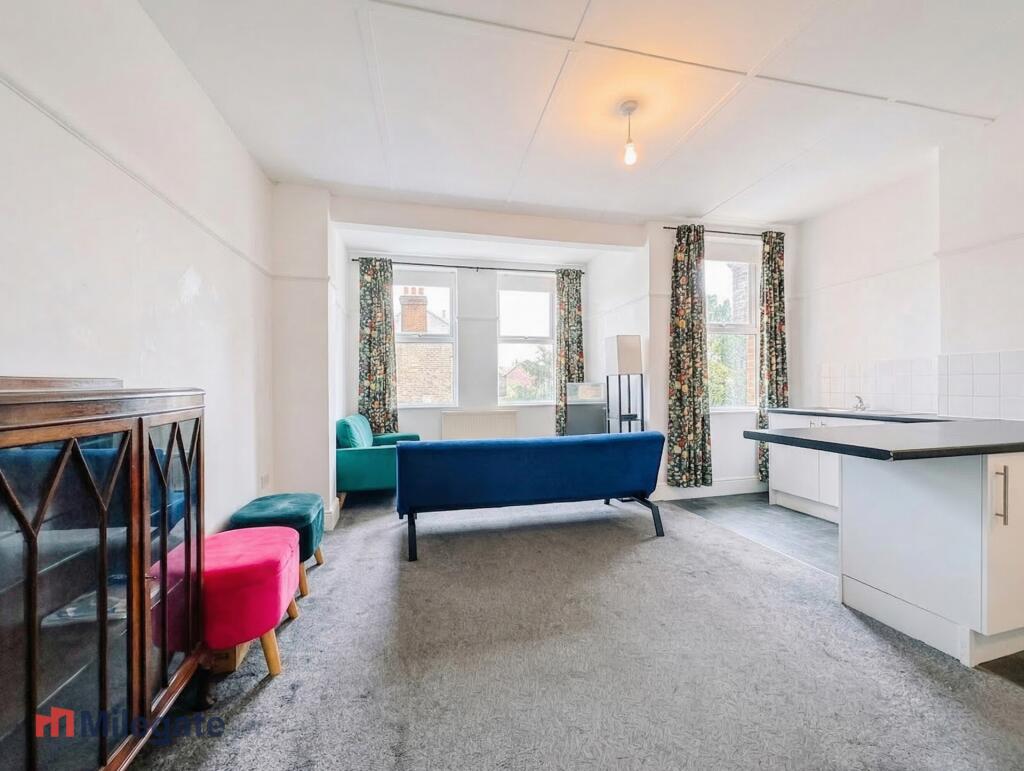 1 bed 1st Floor Flat for rent in Southend-on-Sea. From Pointview Estates