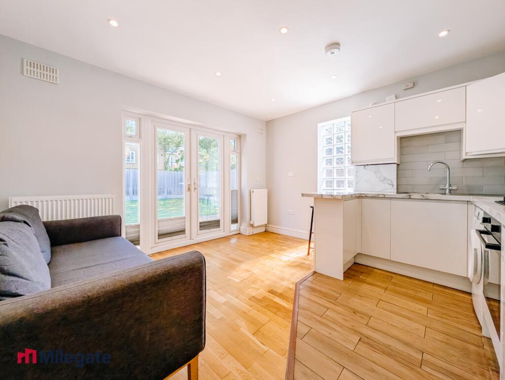 2 bed 1st Floor Flat for rent in Streatham. From Pointview Estates