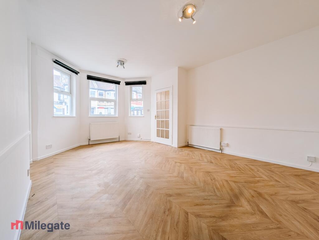 1 bed 1st Floor Flat for rent in Southend-on-Sea. From Pointview Estates