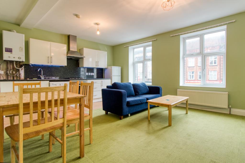 2 bed 1st Floor Flat for rent in London. From Pointview Estates 2 bed 1st Floor Flat for rent in London. From Pointview Estates