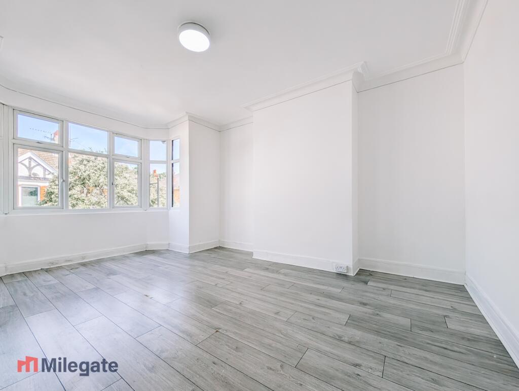 3 bed Detached for rent in Southend-on-Sea. From Pointview Estates