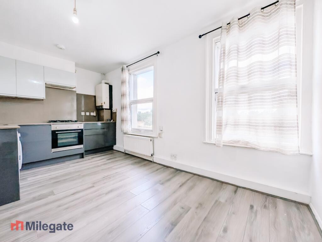 1 bed 1st Floor Flat for rent in Woolwich. From Pointview Estates 1 bed 1st Floor Flat for rent in Woolwich. From Pointview Estates