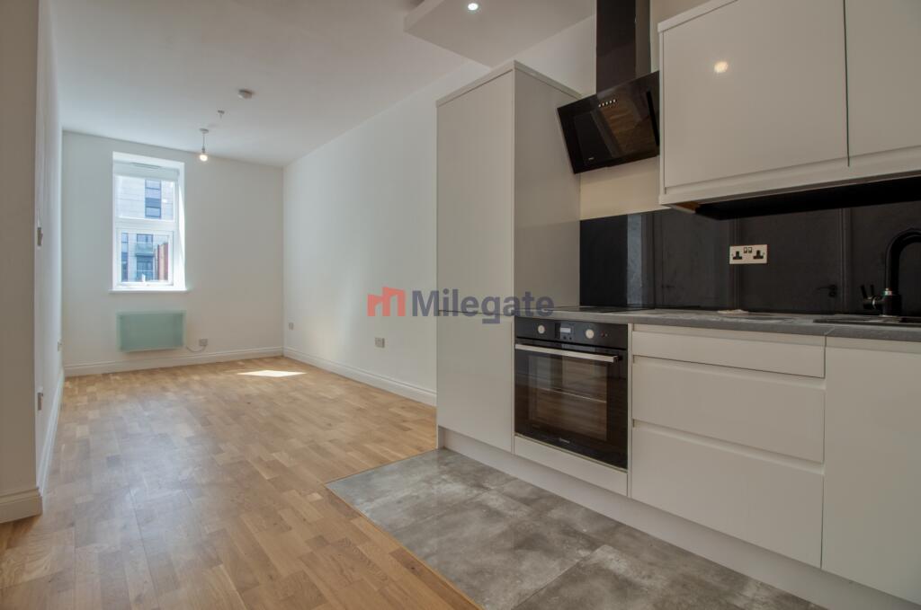 1 bed 1st Floor Flat for rent in Southend-on-Sea. From Pointview Estates 1 bed 1st Floor Flat for rent in Southend-on-Sea. From Pointview Estates