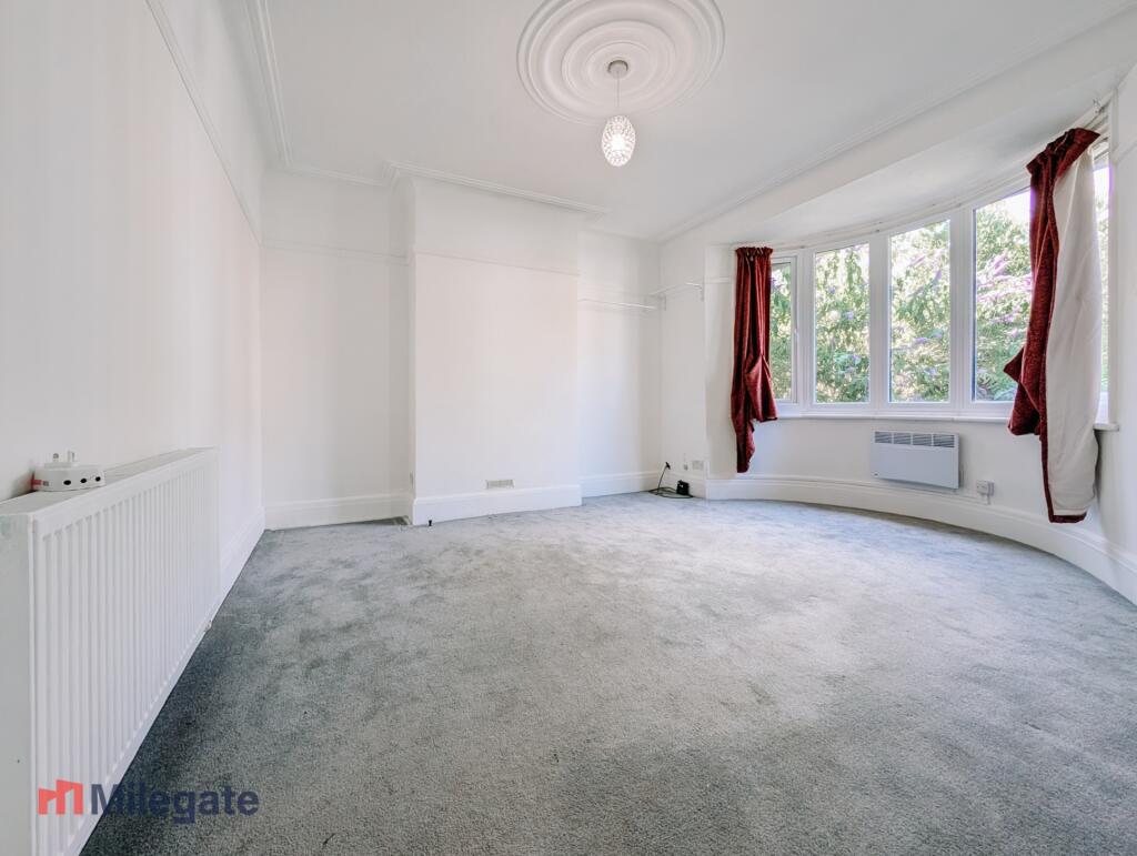 1 bed 1st Floor Flat for rent in Southend-on-Sea. From Pointview Estates