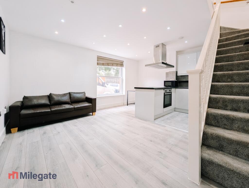 1 bed Annexe for rent in Crayford. From Pointview Estates