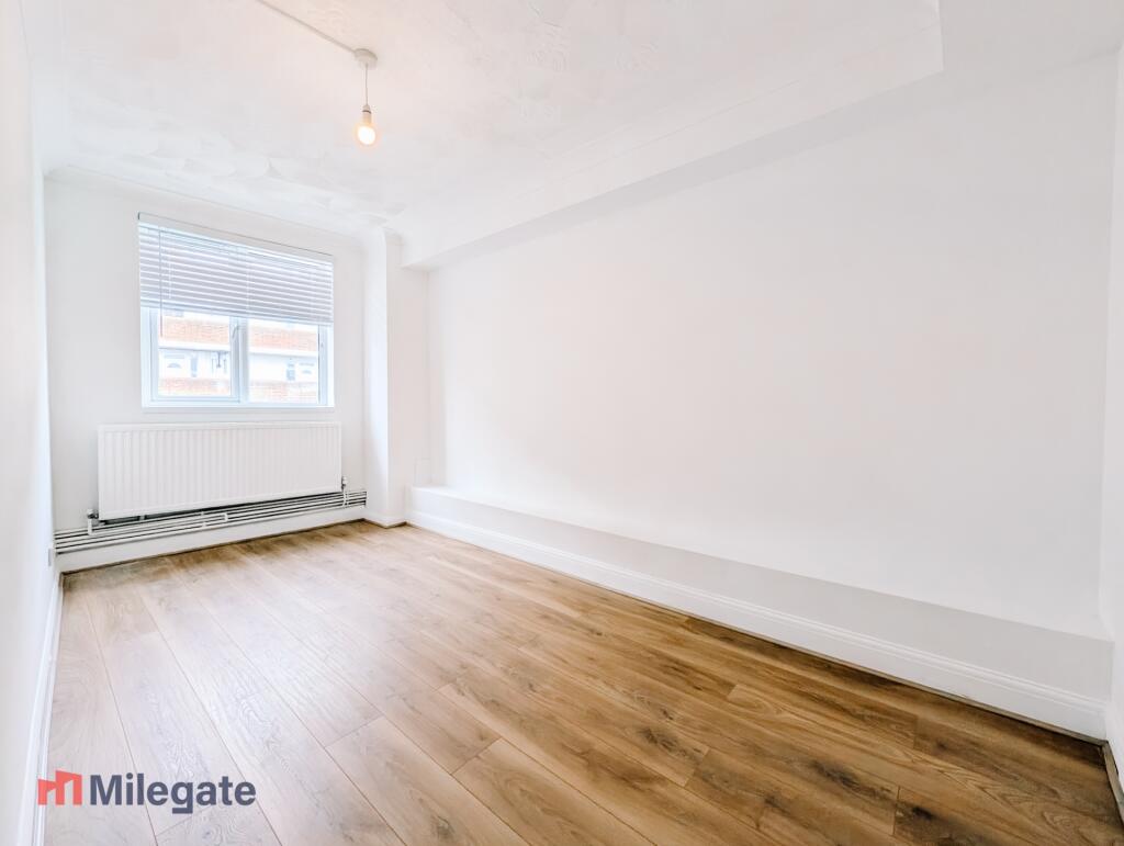 2 bed 1st Floor Flat for rent in Woolwich. From Pointview Estates 2 bed 1st Floor Flat for rent in Woolwich. From Pointview Estates