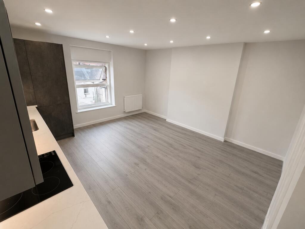 2 bed 1st Floor Flat for rent in Sevenoaks. From Pointview Estates 2 bed 1st Floor Flat for rent in Sevenoaks. From Pointview Estates