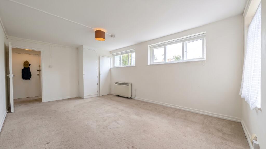 4 bed Studio for rent in Surbiton. From Pointview Estates
