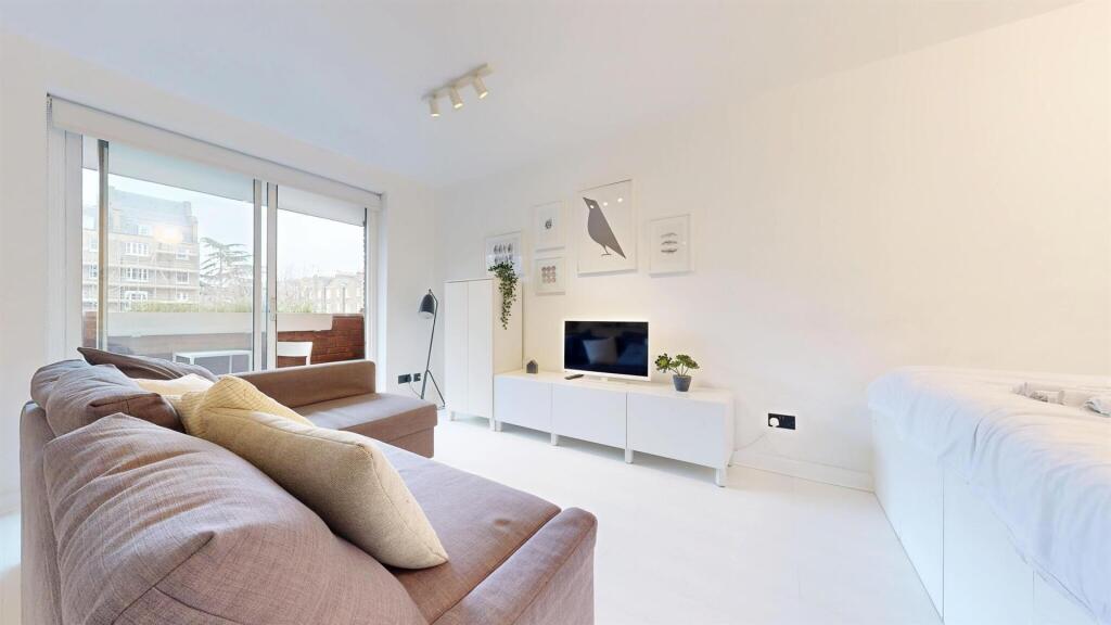 0 bed 1st Floor Flat for rent in London. From Pomp Properties - London