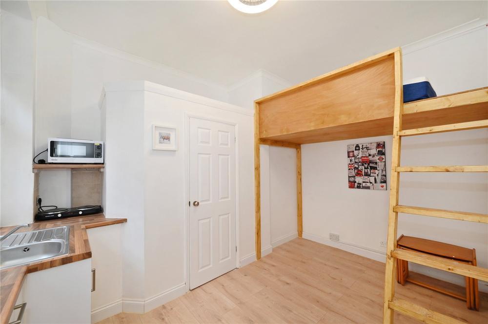 0 bed 1st Floor Flat for rent in Kensington. From Pomp Properties - London