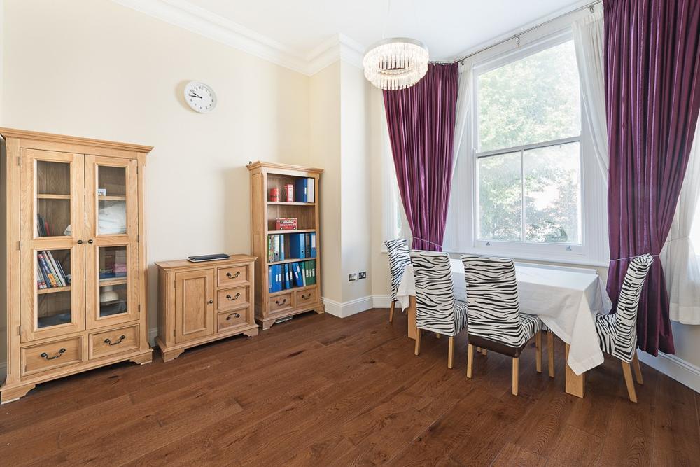 2 bed 1st Floor Flat for rent in Kensington. From Pomp Properties - London 2 bed 1st Floor Flat for rent in Kensington. From Pomp Properties - London