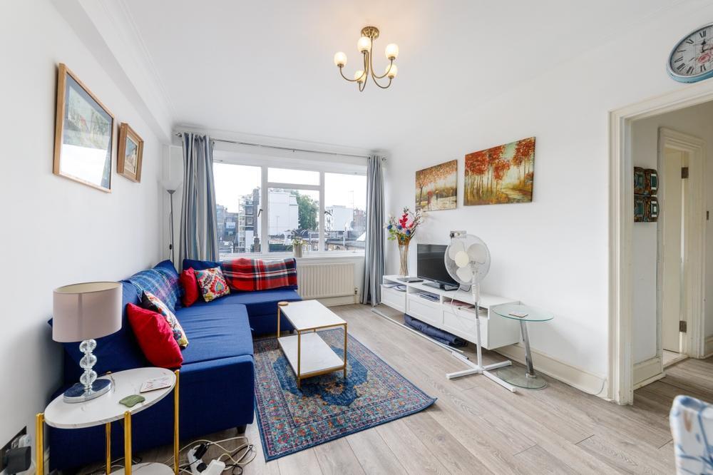 1 bed 1st Floor Flat for rent in Paddington. From Pomp Properties - London