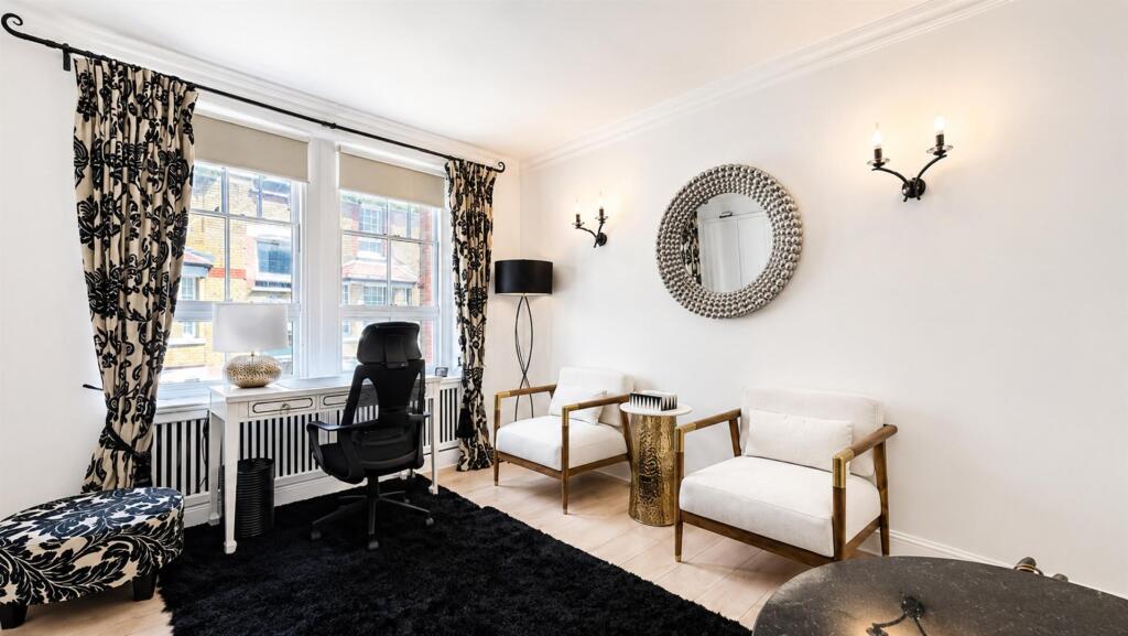 1 bed 1st Floor Flat for rent in Chelsea. From Pomp Properties - London