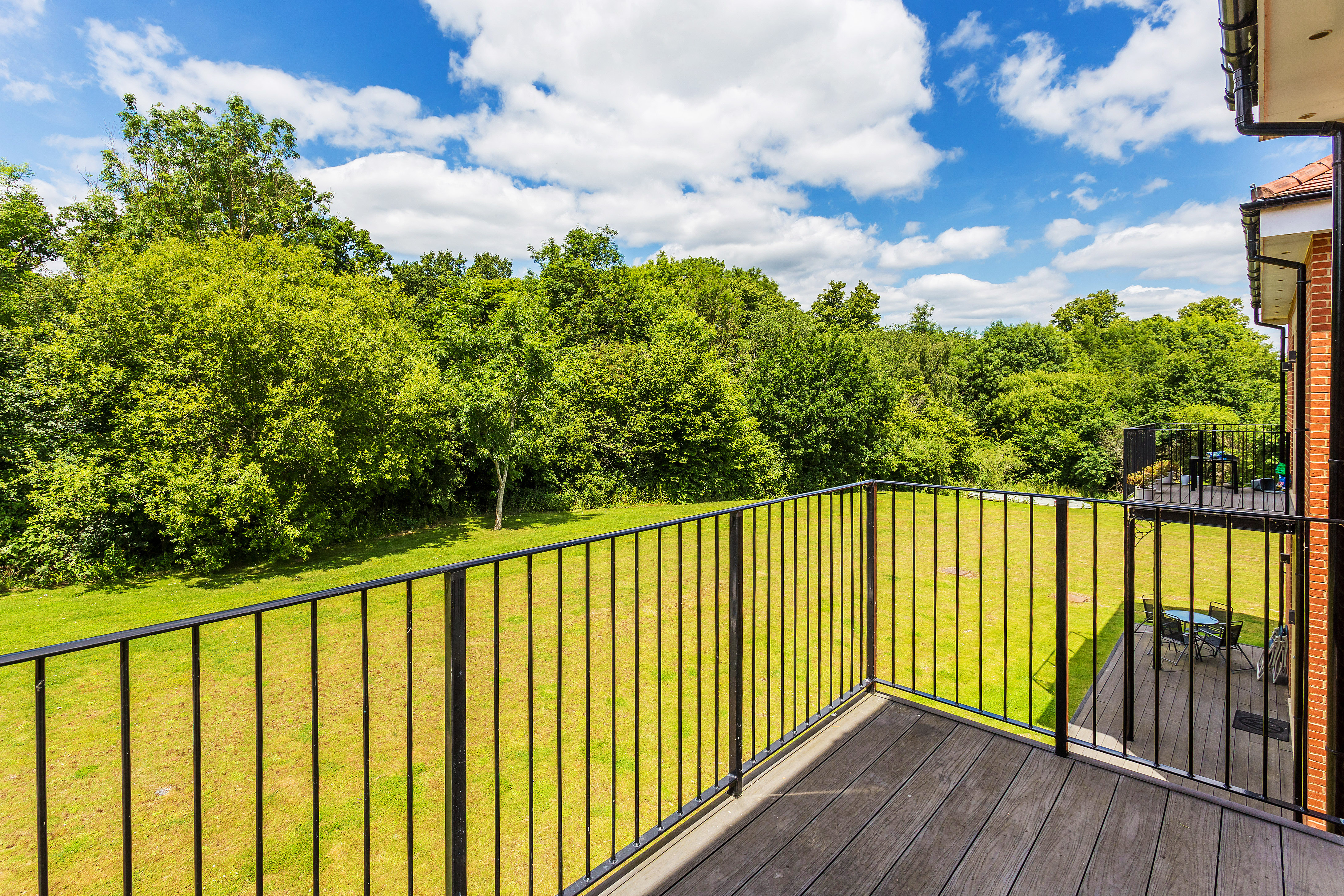 2 bed Apartment for rent in Hookwood. From Power Bespoke