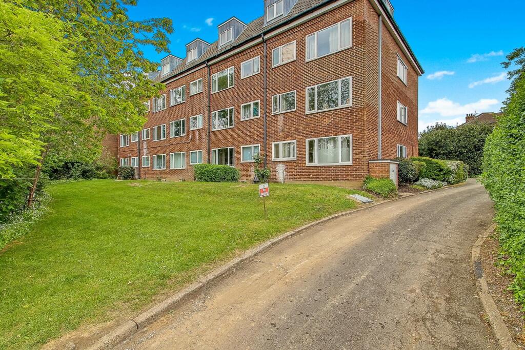 1 bed 1st Floor Flat for rent in London. From Jeremy Leaf & Co - Residential Development