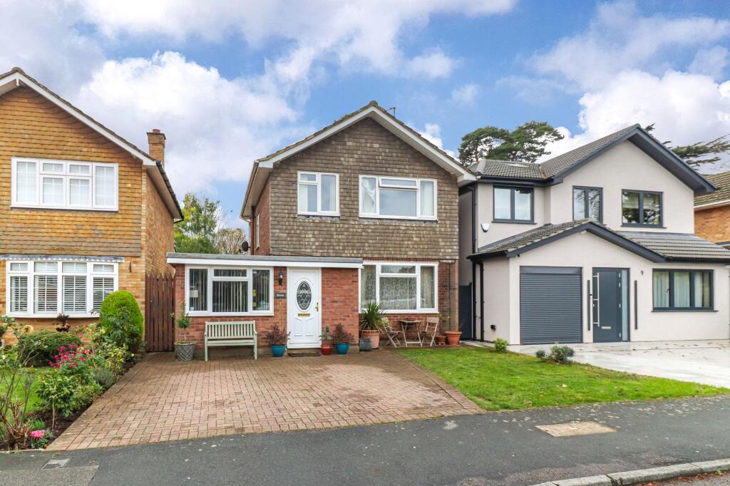 4 bed Detached for rent in Watford. From Proffitt & Holt Partnership - Watford