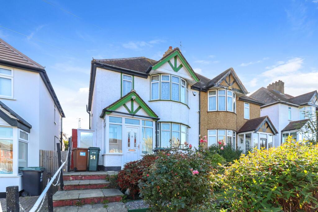 2 bed Semi Detached for rent in Rucklers Lane. From Proffitt & Holt Partnership - Kings Langley