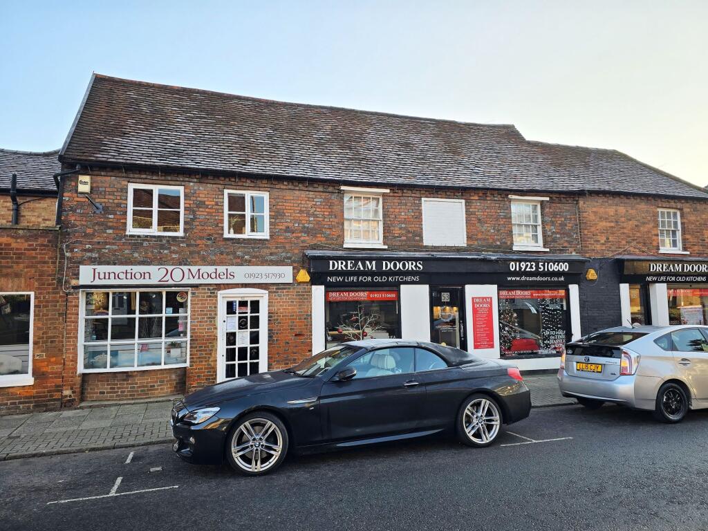 2 bed Apartment for rent in Rucklers Lane. From Proffitt & Holt Partnership - Kings Langley 2 bed Apartment for rent in Rucklers Lane. From Proffitt & Holt Partnership - Kings Langley