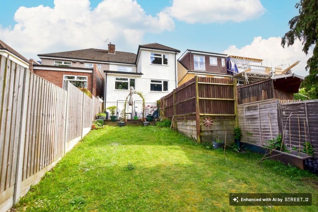 2 bed 1st Floor Flat for rent in Jockey End. From Proffitt & Holt Partnership - Kings Langley 2 bed 1st Floor Flat for rent in Jockey End. From Proffitt & Holt Partnership - Kings Langley