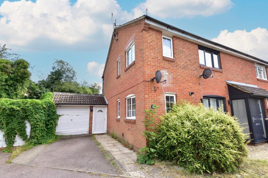1 bed Mid Terraced House for rent in Rucklers Lane. From Proffitt & Holt Partnership - Kings Langley 1 bed Mid Terraced House for rent in Rucklers Lane. From Proffitt & Holt Partnership - Kings Langley