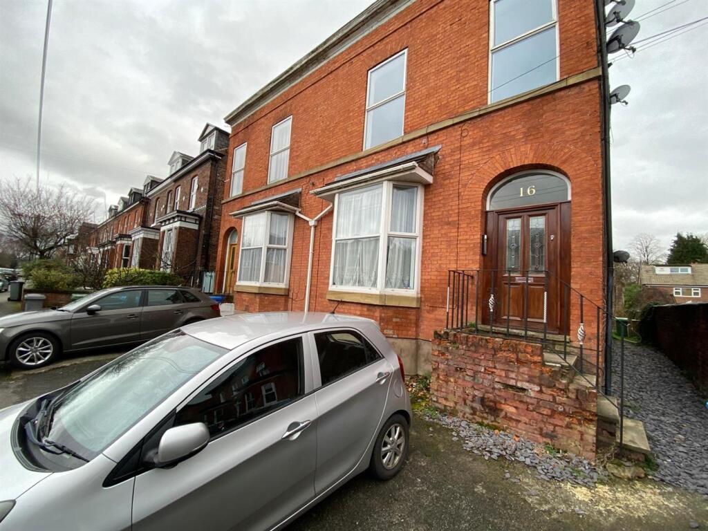 2 bed 1st Floor Flat for rent in Stretford. From Jordan Fishwick - Chorlton