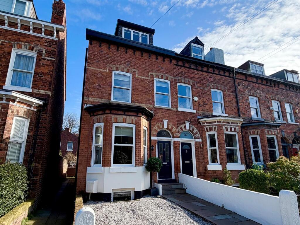 4 bed Mid Terraced House for rent in Manchester. From Jordan Fishwick - Chorlton