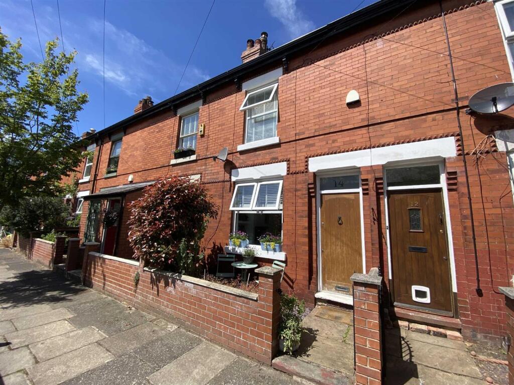 2 bed Mid Terraced House for rent in Stretford. From Jordan Fishwick - Chorlton