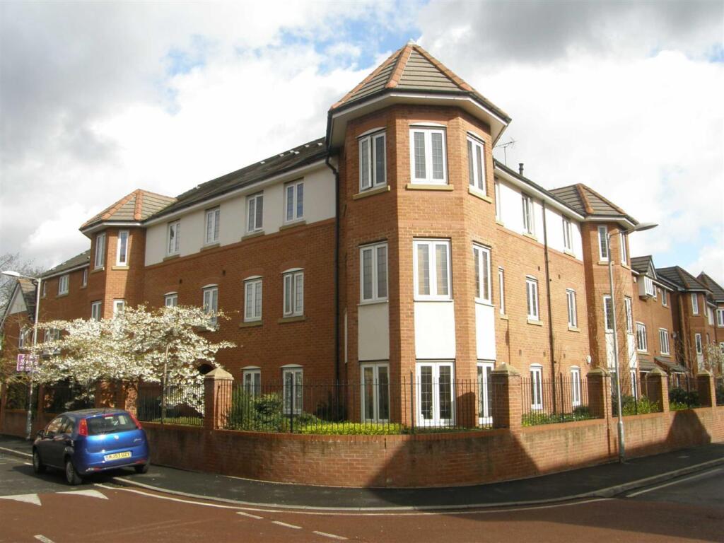 2 bed House (unspecified) for rent in Stretford. From Jordan Fishwick - Chorlton