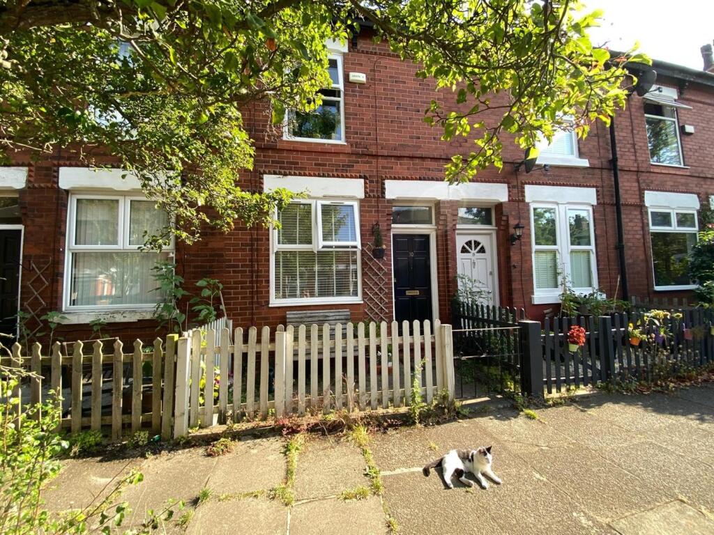 2 bed Mid Terraced House for rent in Manchester. From Jordan Fishwick - Chorlton