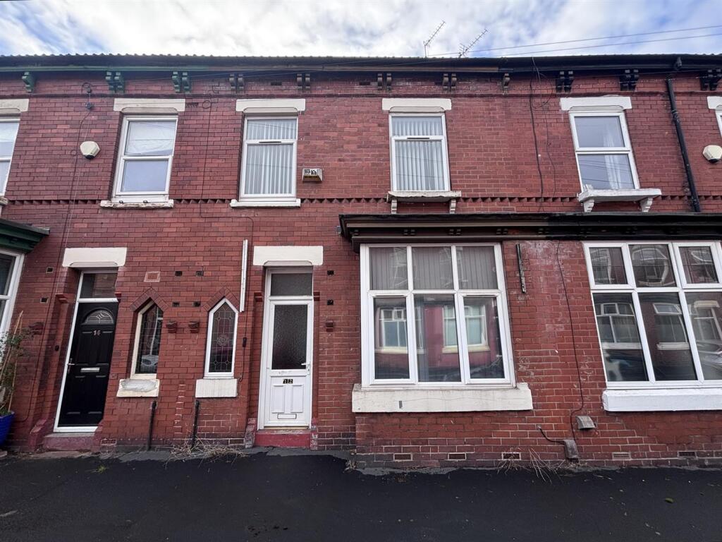 3 bed Detached for rent in Manchester. From Jordan Fishwick - Didsbury 3 bed Detached for rent in Manchester. From Jordan Fishwick - Didsbury