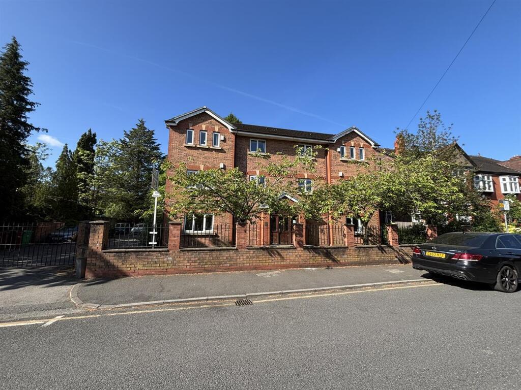 2 bed 1st Floor Flat for rent in Manchester. From Jordan Fishwick - Didsbury