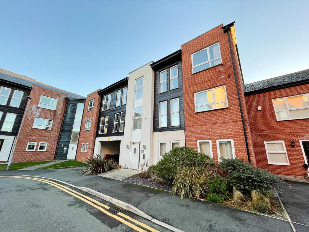 2 bed Apartment for rent in Manchester. From Jordan Fishwick - Didsbury
