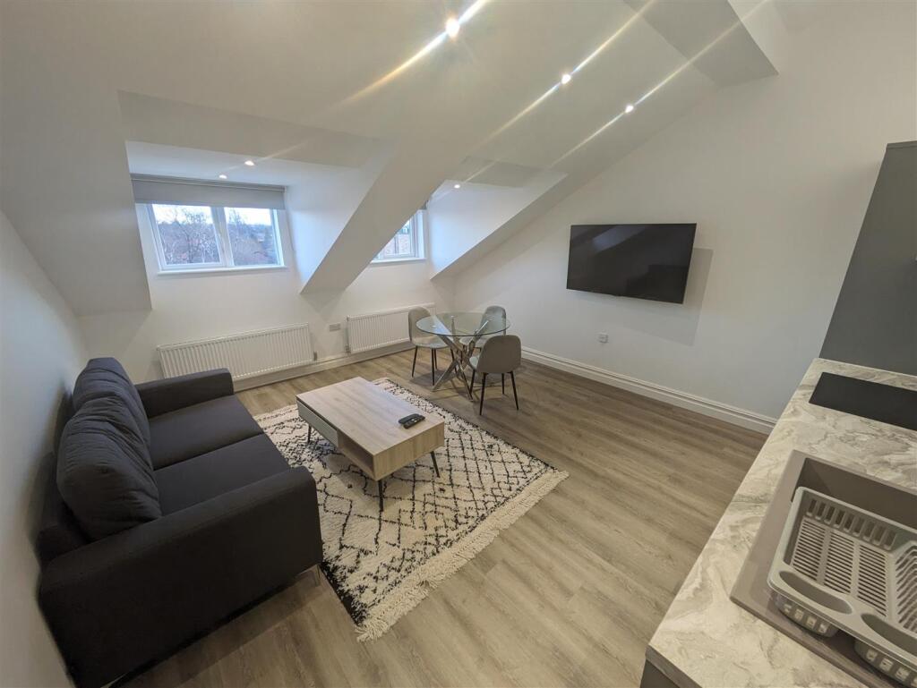 1 bed 1st Floor Flat for rent in Manchester. From Jordan Fishwick - Didsbury 1 bed 1st Floor Flat for rent in Manchester. From Jordan Fishwick - Didsbury