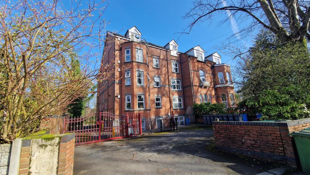 2 bed 1st Floor Flat for rent in Manchester. From Jordan Fishwick - Didsbury