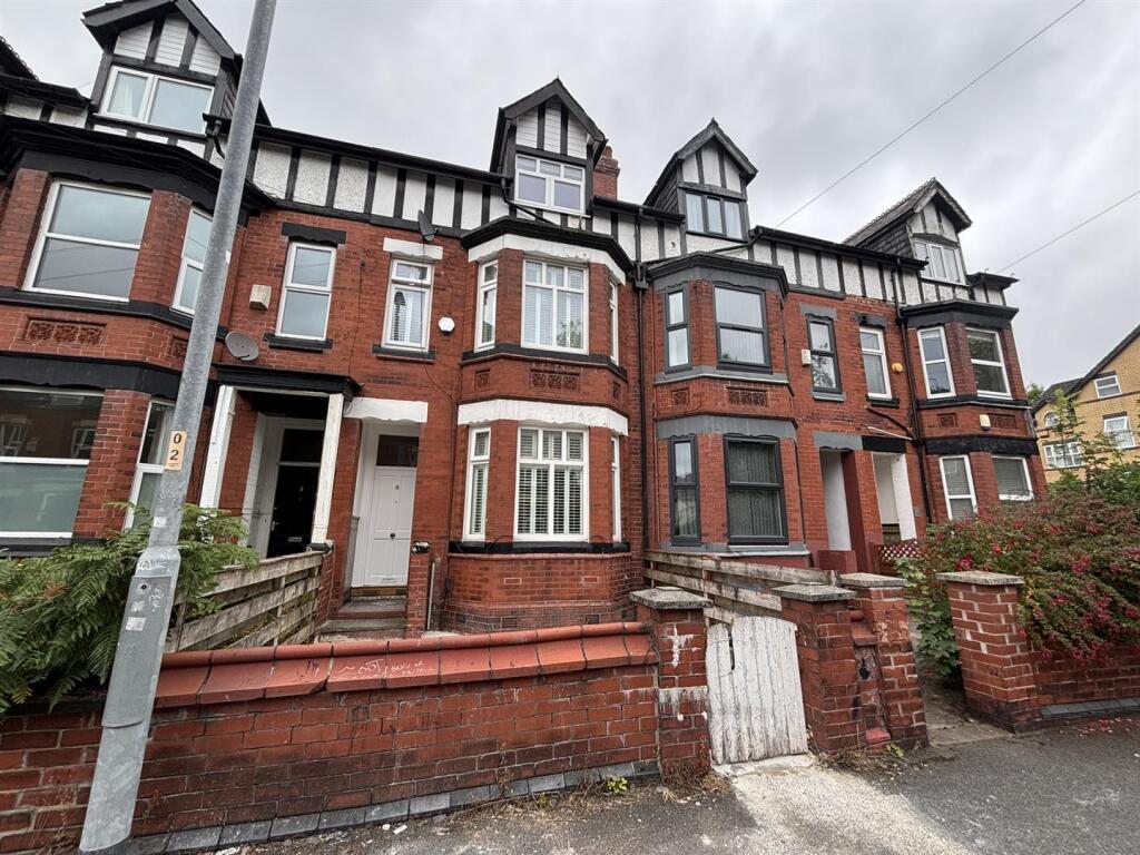 6 bed Detached for rent in Manchester. From Jordan Fishwick - Didsbury 6 bed Detached for rent in Manchester. From Jordan Fishwick - Didsbury