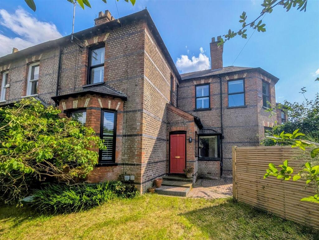 3 bed Detached for rent in Hale. From Jordan Fishwick - Hale