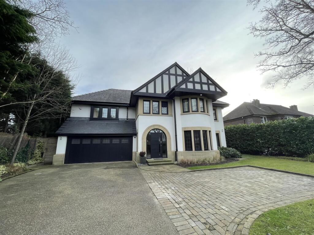 6 bed Detached for rent in Altrincham. From Jordan Fishwick - Hale