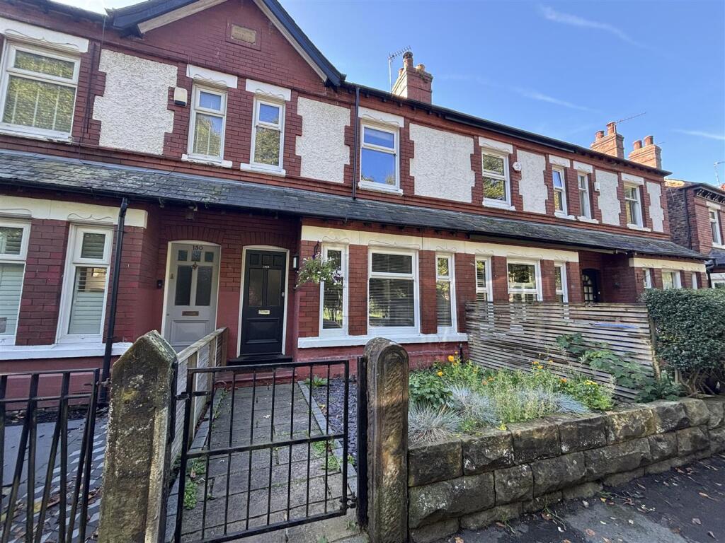 2 bed Mid Terraced House for rent in Altrincham. From Jordan Fishwick - Hale 2 bed Mid Terraced House for rent in Altrincham. From Jordan Fishwick - Hale