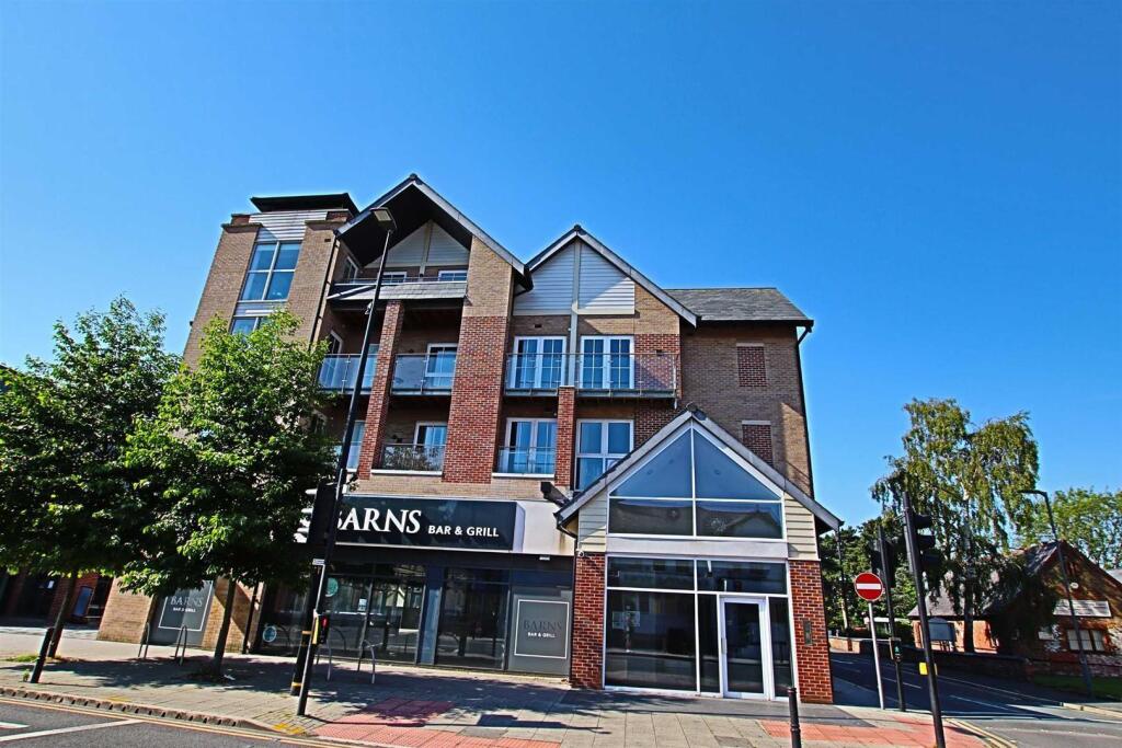 2 bed Apartment for rent in Hale. From Jordan Fishwick - Hale