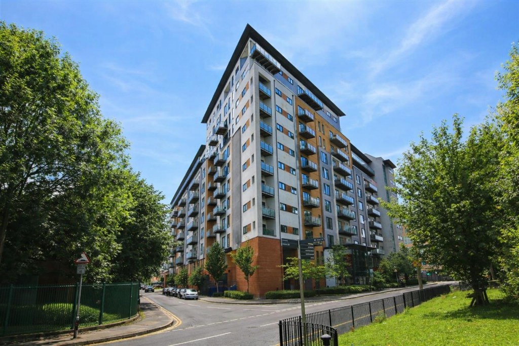 0 bed Studio for rent in Salford. From Jordan Fishwick - Manchester