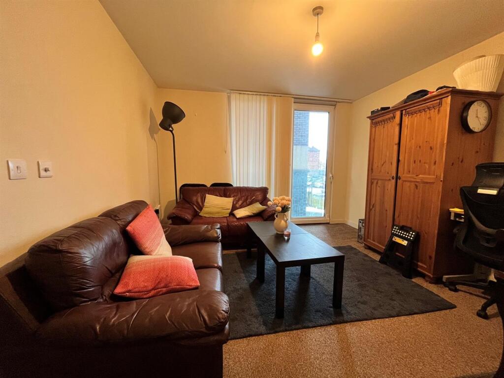 2 bed 1st Floor Flat for rent in Salford. From Jordan Fishwick - Manchester 2 bed 1st Floor Flat for rent in Salford. From Jordan Fishwick - Manchester