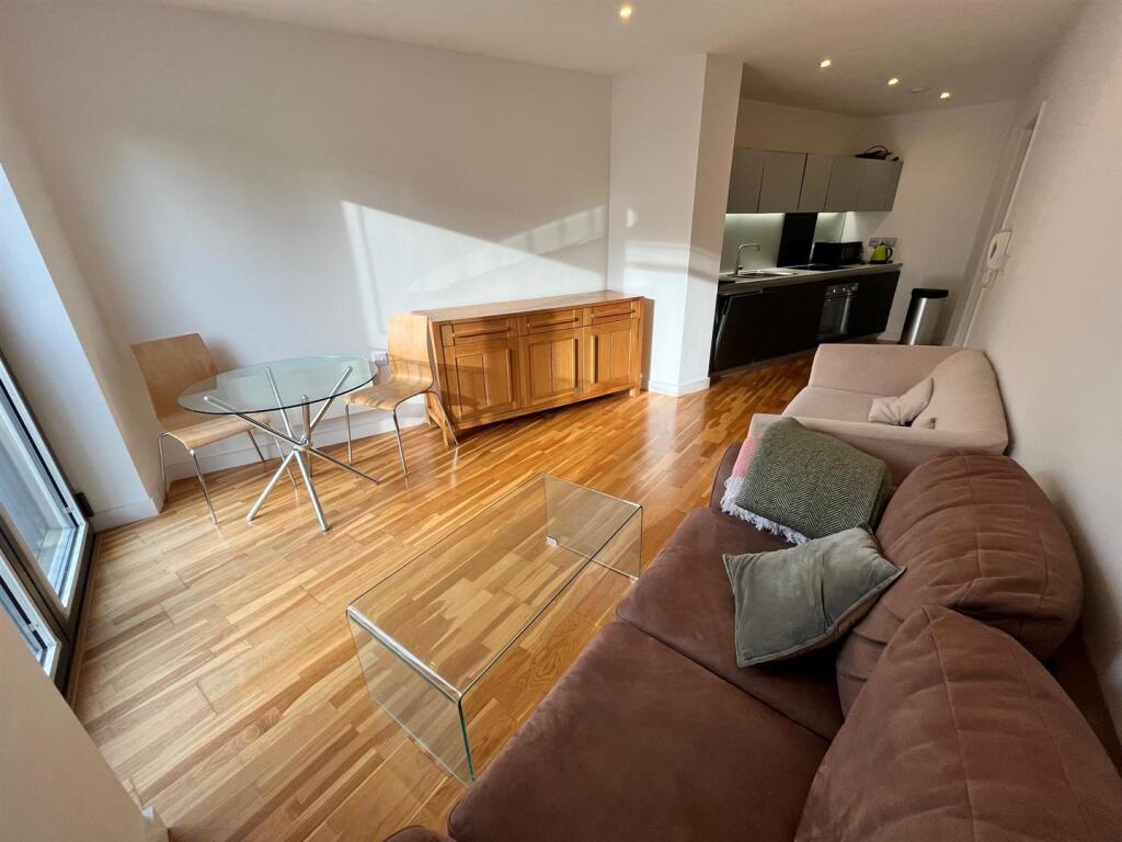 1 bed Apartment for rent in Manchester. From Jordan Fishwick - Manchester 1 bed Apartment for rent in Manchester. From Jordan Fishwick - Manchester