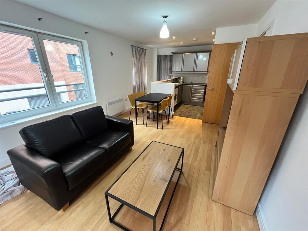 2 bed Apartment for rent in Manchester. From Jordan Fishwick - Manchester 2 bed Apartment for rent in Manchester. From Jordan Fishwick - Manchester