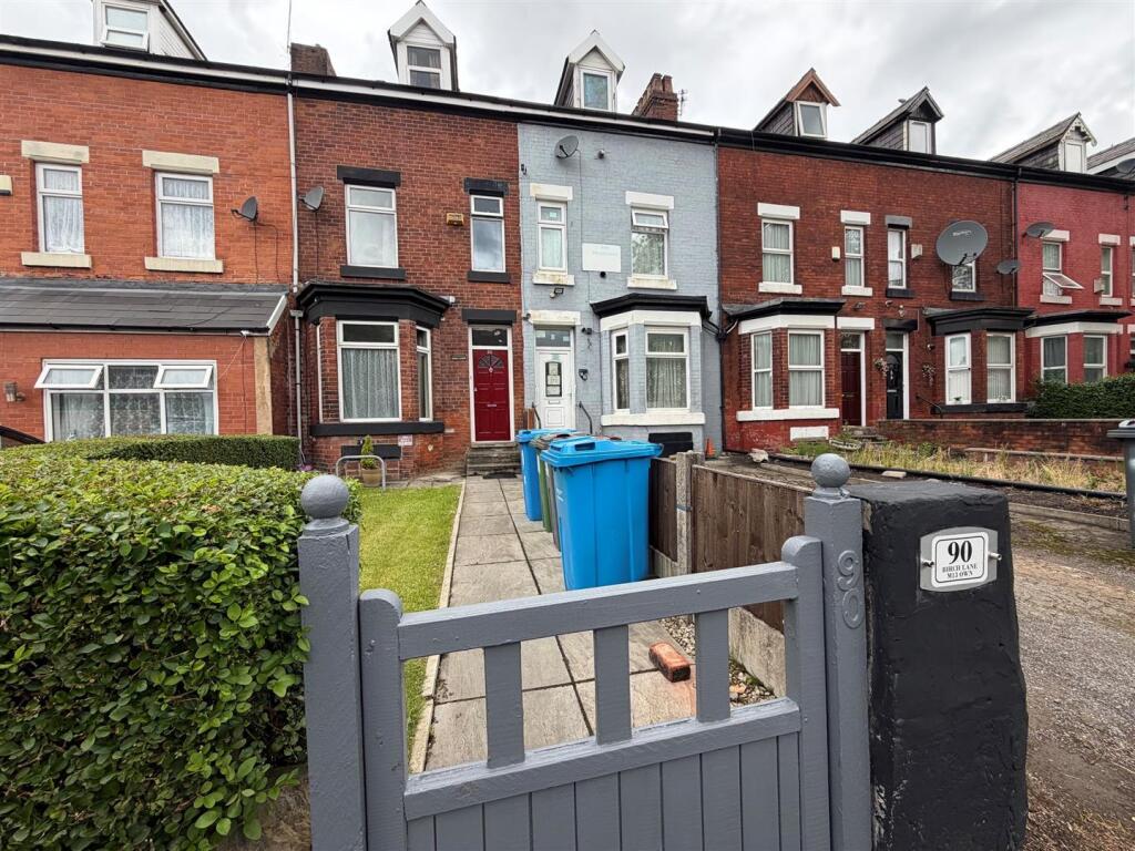 4 bed Mid Terraced House for rent in Manchester. From Jordan Fishwick - Manchester