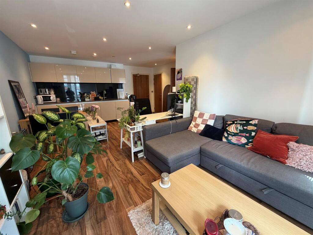 1 bed 1st Floor Flat for rent in Manchester. From Jordan Fishwick - Manchester 1 bed 1st Floor Flat for rent in Manchester. From Jordan Fishwick - Manchester